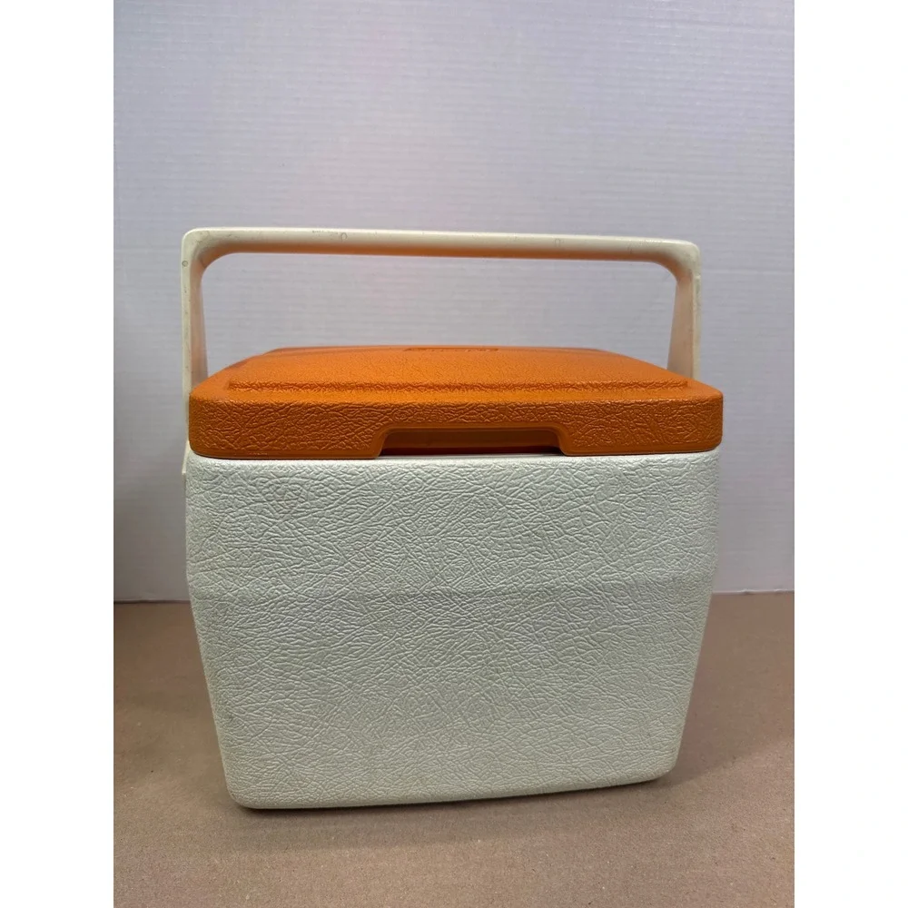 Vintage Coleman Lil Oscar Cooler Orange White 1982 Model 5272 Personal Ice Chest